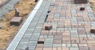 Укладка плитки на дорожке в Горячем Ключе от 827 руб. - доступная стоимость