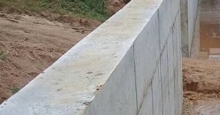 Строительство подпорной стенки из бетона в Горячем Ключе в октябре